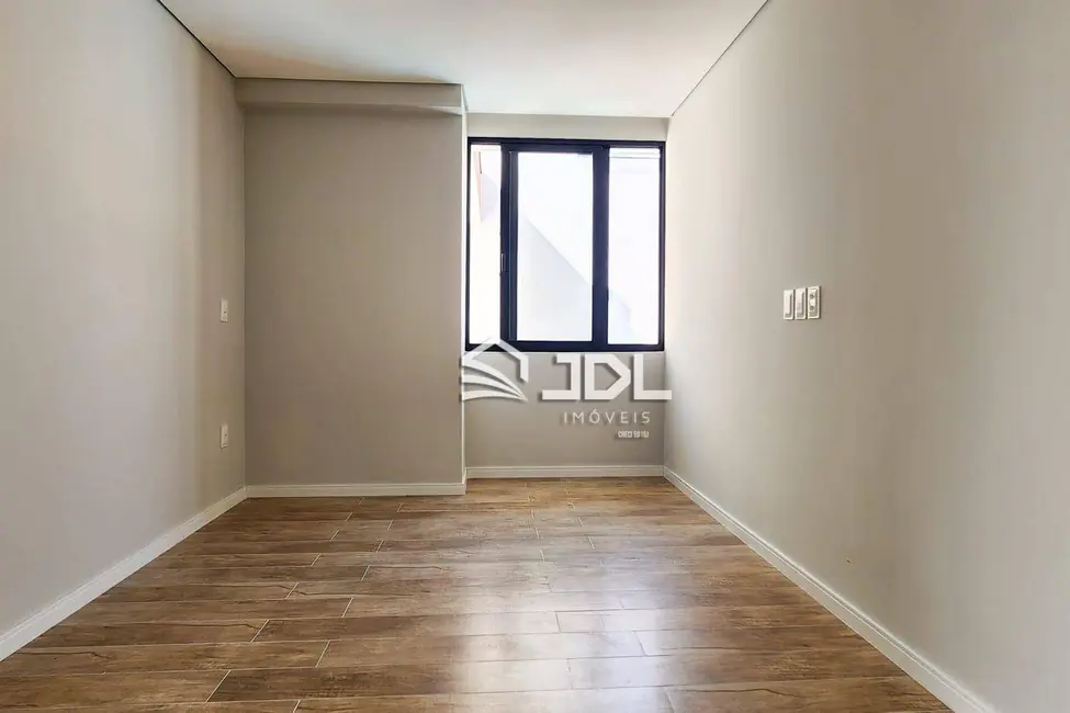 Casa com 3 quartos à venda, 268m2 em Ponta Aguda, Blumenau - SC - imagem 6 Foto 6 de Casa com 3 quartos à venda, 268m2 em Ponta Aguda, Blumenau - SC