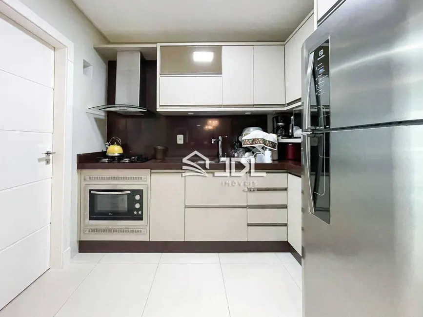 Foto 4 de Apartamento com 3 quartos à venda, 200m2 em Centro, Itapema - SC