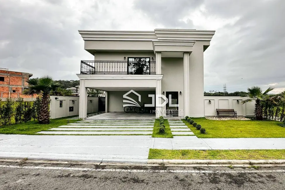 Foto 1 de Casa de Condomínio com 3 quartos à venda, 411m2 em Ponta Aguda, Blumenau - SC