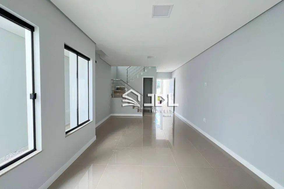 Casa com 3 quartos à venda, 153m2 em Ponta Aguda, Blumenau - SC - imagem 9 Foto 9 de Casa com 3 quartos à venda, 153m2 em Ponta Aguda, Blumenau - SC
