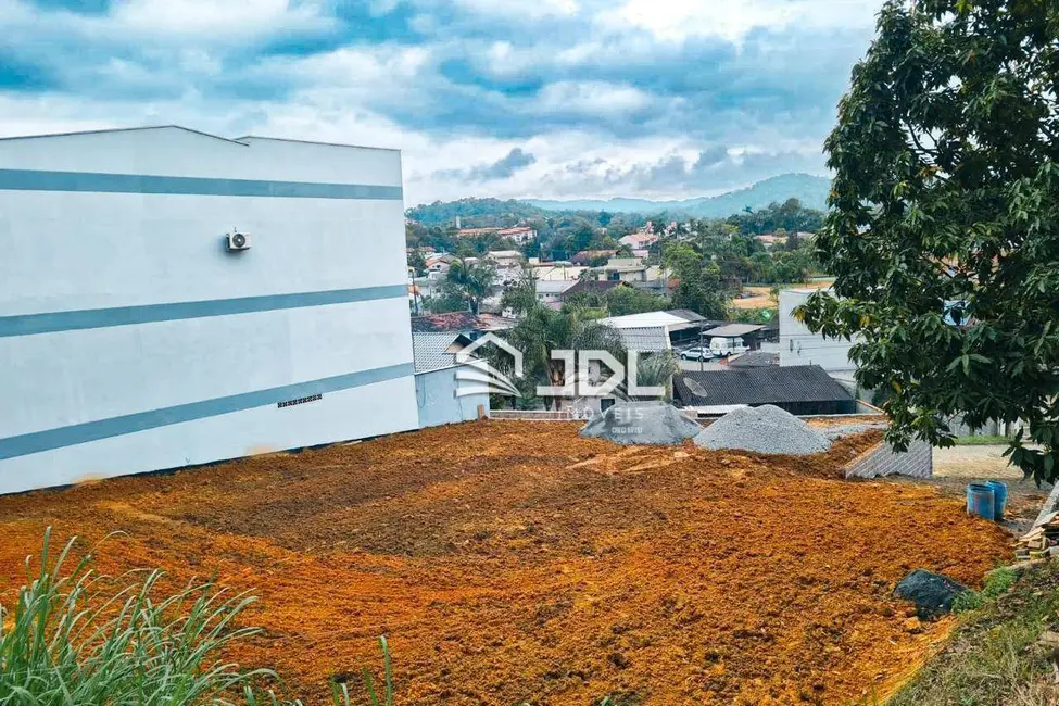 Foto 1 de Terreno / Lote à venda, 656m2 em Água Verde, Blumenau - SC