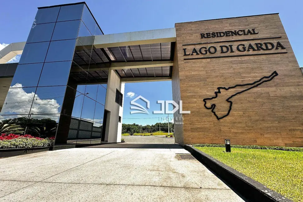Foto 1 de Terreno / Lote à venda, 420m2 em Velha, Blumenau - SC