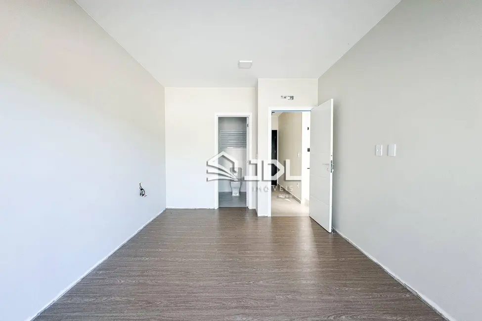 Casa com 4 quartos à venda, 325m2 em Boa Vista, Blumenau - SC - imagem 7 Foto 7 de Casa com 4 quartos à venda, 325m2 em Boa Vista, Blumenau - SC