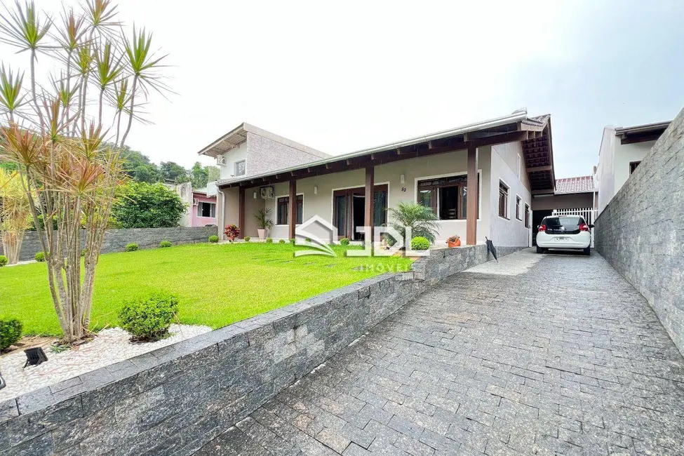 Foto 1 de Casa com 3 quartos à venda, 364m2 em Salto do Norte, Blumenau - SC
