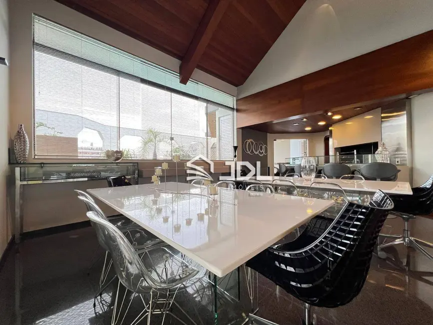 Cobertura com 4 quartos à venda, 1015m2 em Ponta Aguda, Blumenau - SC - imagem 7 Foto 7 de Cobertura com 4 quartos à venda, 1015m2 em Ponta Aguda, Blumenau - SC