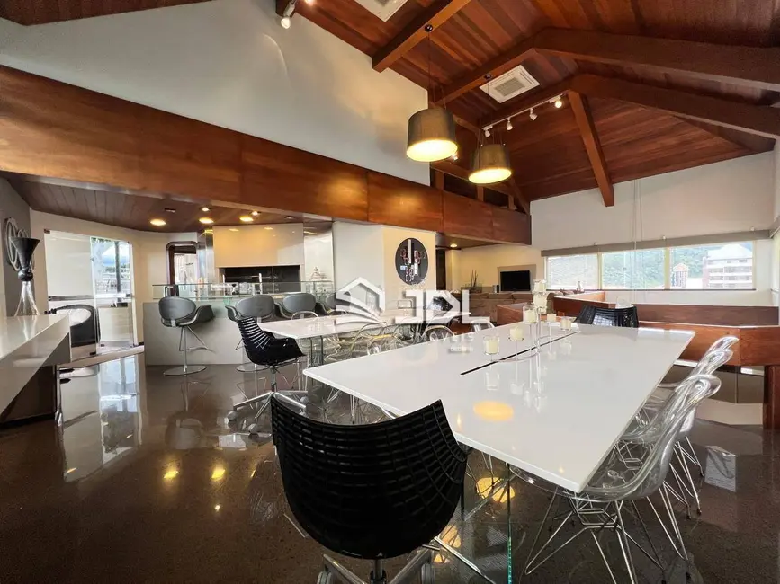 Cobertura com 4 quartos à venda, 1015m2 em Ponta Aguda, Blumenau - SC - imagem 6 Foto 6 de Cobertura com 4 quartos à venda, 1015m2 em Ponta Aguda, Blumenau - SC