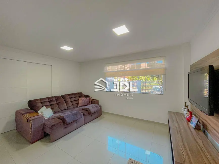 Casa com 3 quartos à venda, 123m2 em Velha, Blumenau - SC - imagem 8 Foto 8 de Casa com 3 quartos à venda, 123m2 em Velha, Blumenau - SC
