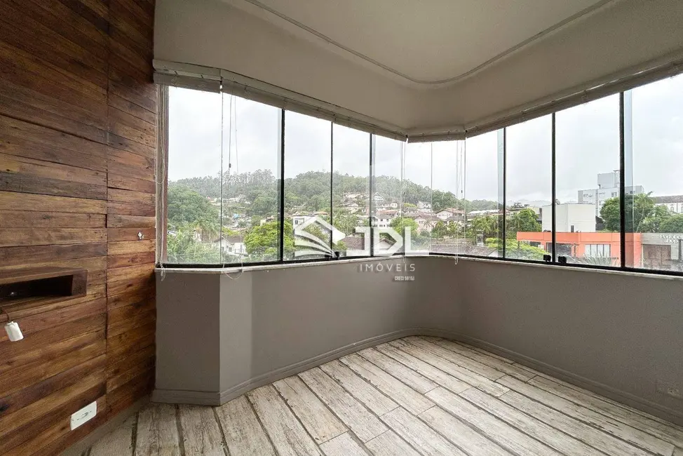 Apartamento com 3 quartos à venda, 162m2 em Velha, Blumenau - SC - imagem 8 Foto 8 de Apartamento com 3 quartos à venda, 162m2 em Velha, Blumenau - SC