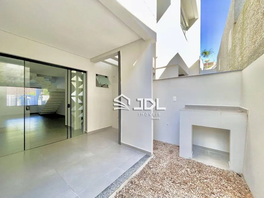 Casa com 3 quartos à venda, 89m2 em Água Verde, Blumenau - SC - imagem 8 Foto 8 de Casa com 3 quartos à venda, 89m2 em Água Verde, Blumenau - SC