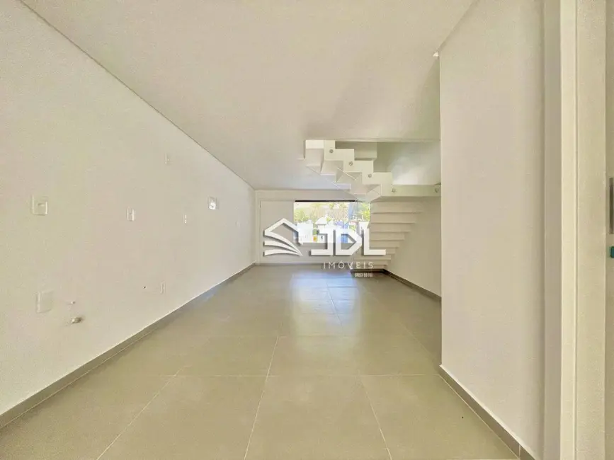 Casa com 3 quartos à venda, 89m2 em Água Verde, Blumenau - SC - imagem 5 Foto 5 de Casa com 3 quartos à venda, 89m2 em Água Verde, Blumenau - SC