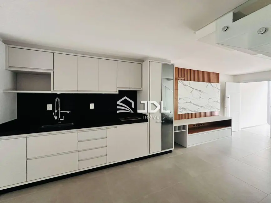 Casa com 3 quartos à venda, 88m2 em Água Verde, Blumenau - SC - imagem 6 Foto 6 de Casa com 3 quartos à venda, 88m2 em Água Verde, Blumenau - SC