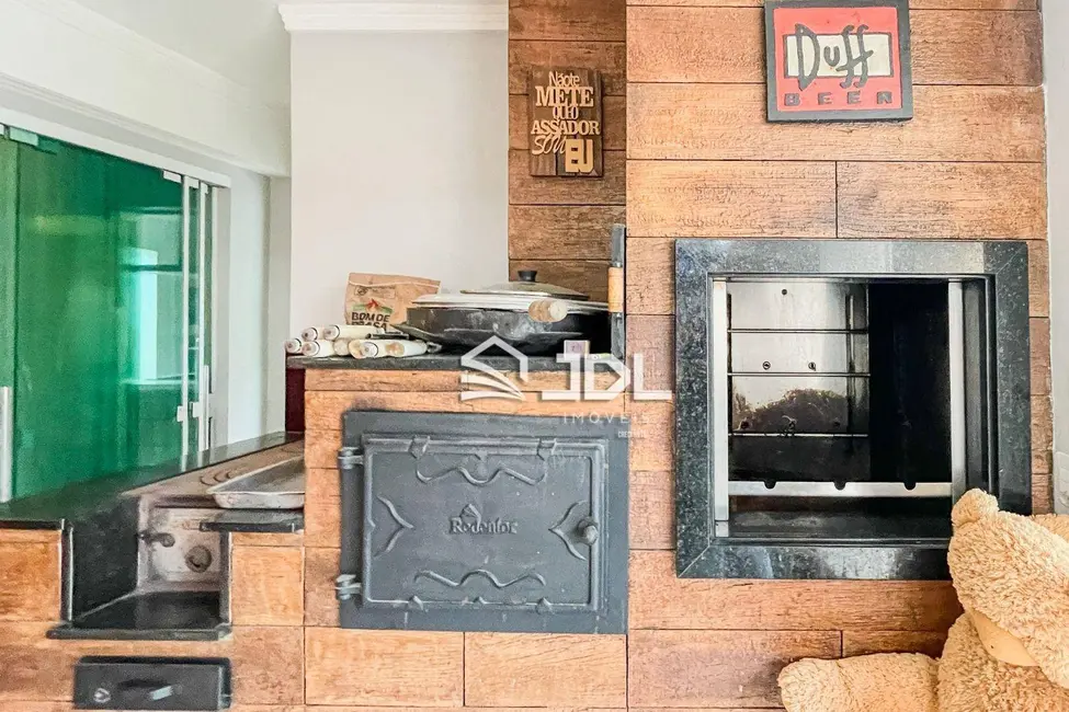 Casa com 3 quartos à venda, 362m2 em Itoupava Central, Blumenau - SC - imagem 8 Foto 8 de Casa com 3 quartos à venda, 362m2 em Itoupava Central, Blumenau - SC