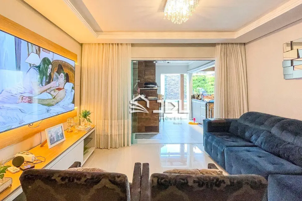 Casa com 3 quartos à venda, 362m2 em Itoupava Central, Blumenau - SC - imagem 5 Foto 5 de Casa com 3 quartos à venda, 362m2 em Itoupava Central, Blumenau - SC