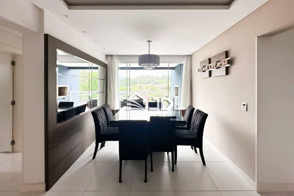 Apartamento com 3 quartos à venda, 147m2 em Escola Agrícola, Blumenau - SC - imagem 3 Foto 3 de Apartamento com 3 quartos à venda, 147m2 em Escola Agrícola, Blumenau - SC
