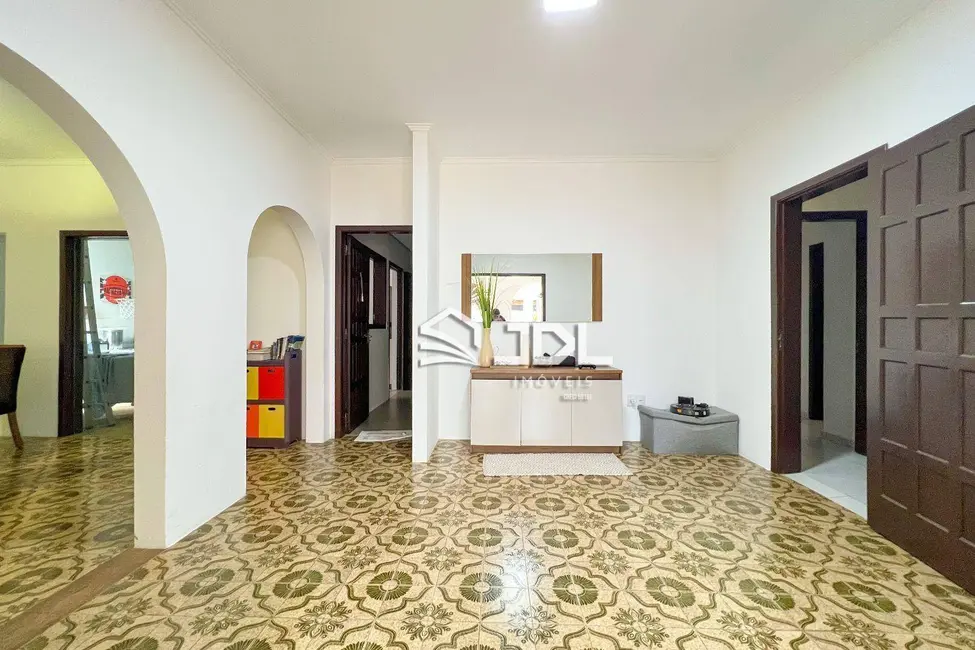 Casa com 4 quartos à venda, 450m2 em Itoupava Norte, Blumenau - SC - imagem 4 Foto 4 de Casa com 4 quartos à venda, 450m2 em Itoupava Norte, Blumenau - SC