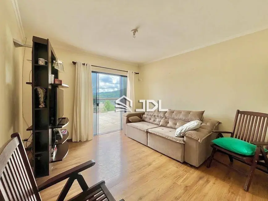 Casa com 3 quartos à venda, 346m2 em Garcia, Blumenau - SC - imagem 9 Foto 9 de Casa com 3 quartos à venda, 346m2 em Garcia, Blumenau - SC