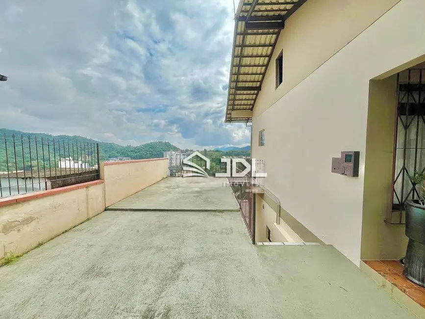 Casa com 3 quartos à venda, 346m2 em Garcia, Blumenau - SC - imagem 5 Foto 5 de Casa com 3 quartos à venda, 346m2 em Garcia, Blumenau - SC