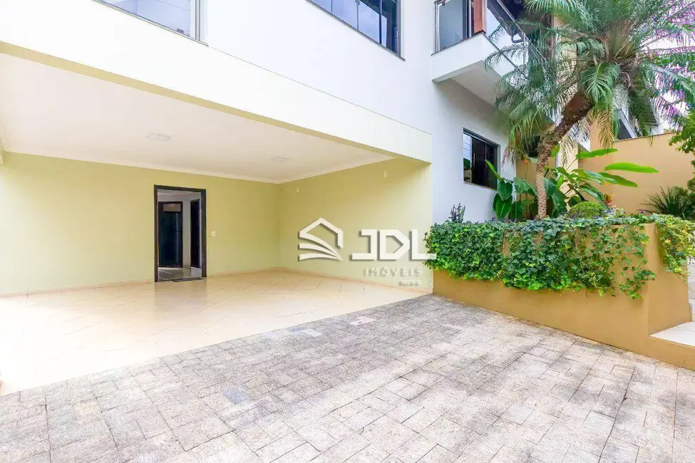 Casa com 3 quartos à venda, 402m2 em Itoupava Norte, Blumenau - SC - imagem 6 Foto 6 de Casa com 3 quartos à venda, 402m2 em Itoupava Norte, Blumenau - SC