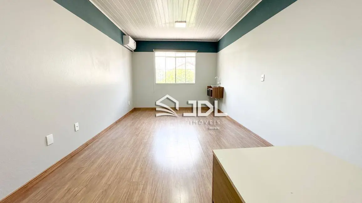 Foto 1 de Sala Comercial para alugar, 100m2 em Ponta Aguda, Blumenau - SC