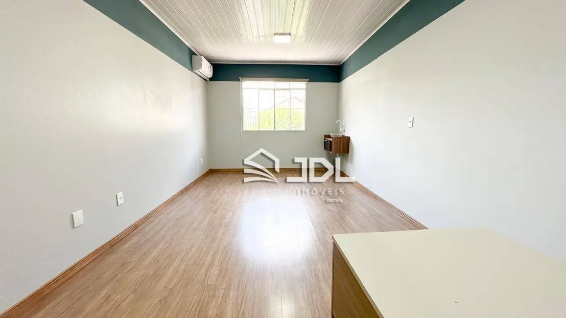 Foto 2 de Sala Comercial para alugar, 100m2 em Ponta Aguda, Blumenau - SC