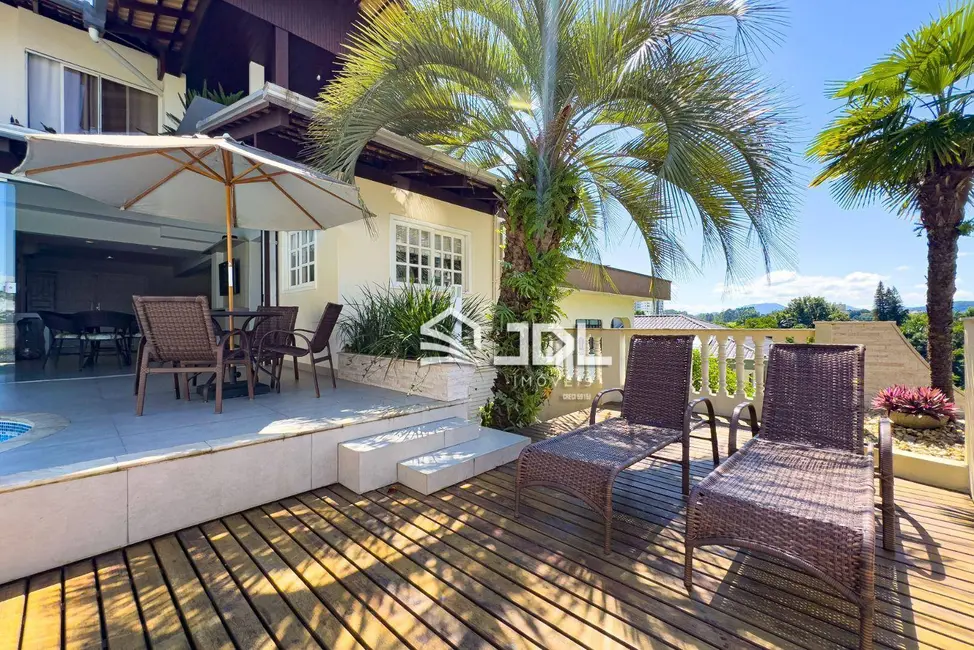 Casa com 3 quartos à venda, 462m2 em Itoupava Seca, Blumenau - SC - imagem 3 Foto 3 de Casa com 3 quartos à venda, 462m2 em Itoupava Seca, Blumenau - SC