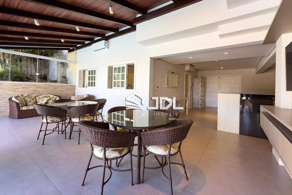 Casa com 3 quartos à venda, 462m2 em Itoupava Seca, Blumenau - SC - imagem 8 Foto 8 de Casa com 3 quartos à venda, 462m2 em Itoupava Seca, Blumenau - SC