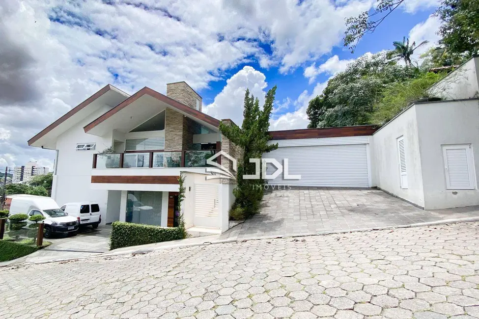 Foto 2 de Casa de Condomínio com 3 quartos à venda, 600m2 em Velha, Blumenau - SC
