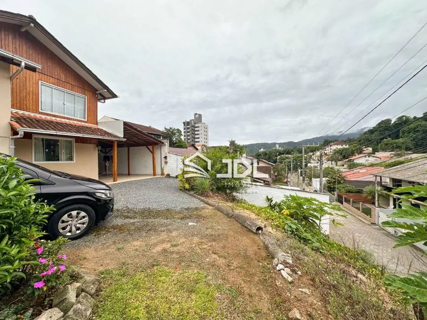 Casa com 2 quartos à venda, 299m2 em Água Verde, Blumenau - SC - imagem 7 Foto 7 de Casa com 2 quartos à venda, 299m2 em Água Verde, Blumenau - SC