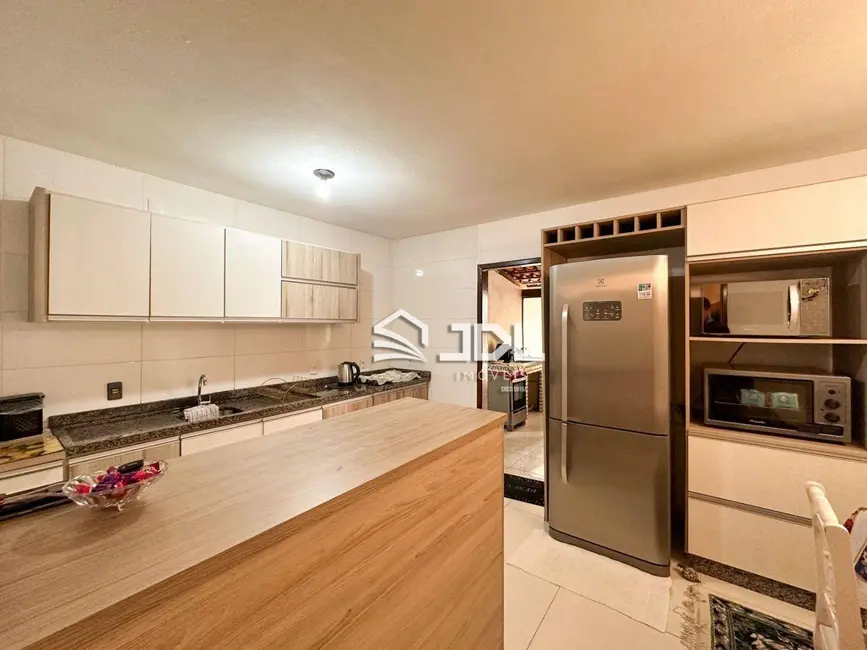 Casa com 3 quartos à venda, 364m2 em Água Verde, Blumenau - SC - imagem 9 Foto 9 de Casa com 3 quartos à venda, 364m2 em Água Verde, Blumenau - SC