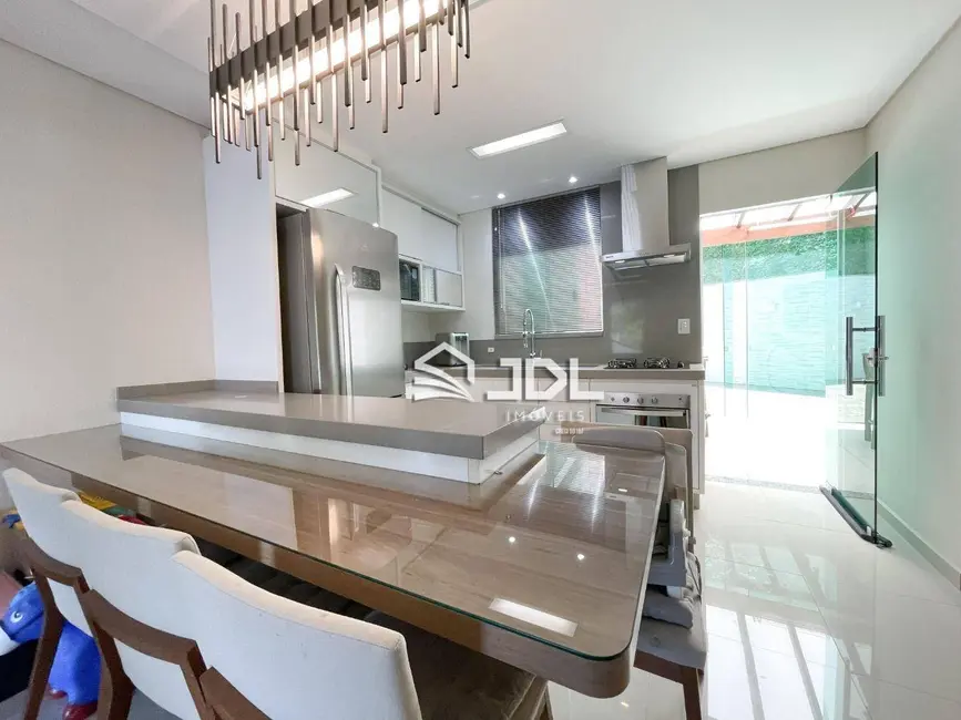 Casa de Condomínio com 3 quartos à venda, 166m2 em Escola Agrícola, Blumenau - SC - imagem 4 Foto 4 de Casa de Condomínio com 3 quartos à venda, 166m2 em Escola Agrícola, Blumenau - SC