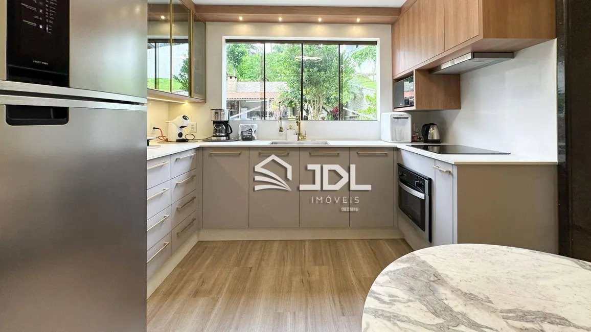 Casa de Condomínio com 3 quartos à venda, 455m2 em Vorstadt, Blumenau - SC - imagem 2 Foto 2 de Casa de Condomínio com 3 quartos à venda, 455m2 em Vorstadt, Blumenau - SC