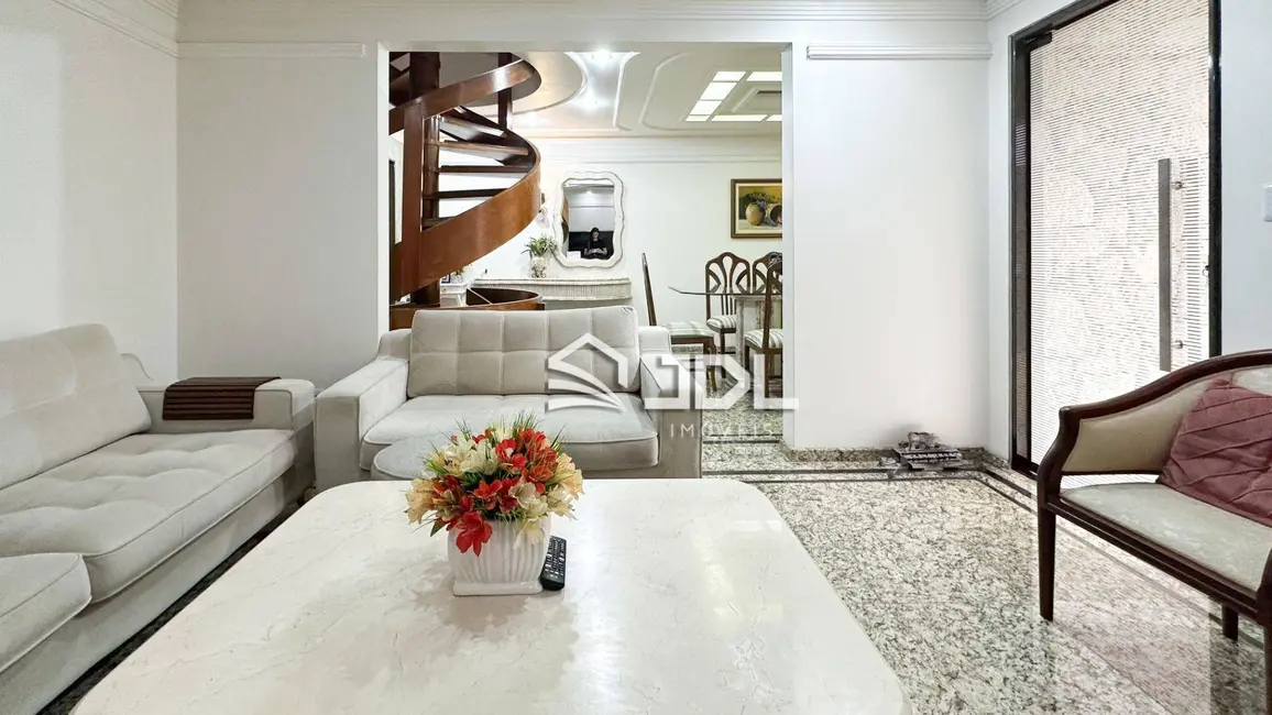 Casa de Condomínio com 3 quartos à venda, 455m2 em Vorstadt, Blumenau - SC - imagem 8 Foto 8 de Casa de Condomínio com 3 quartos à venda, 455m2 em Vorstadt, Blumenau - SC