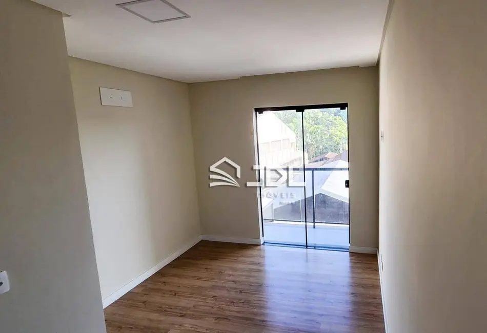 Sobrado com 2 quartos à venda, 145m2 em Fortaleza, Blumenau - SC - imagem 7 Foto 7 de Sobrado com 2 quartos à venda, 145m2 em Fortaleza, Blumenau - SC