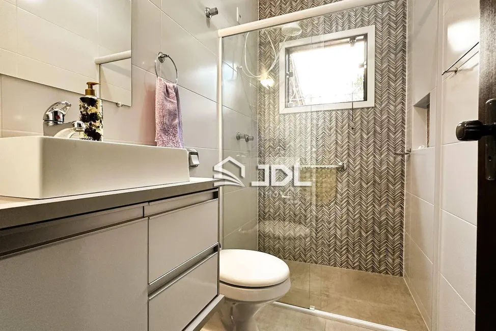 Casa com 4 quartos à venda, 540m2 em Velha, Blumenau - SC - imagem 4 Foto 4 de Casa com 4 quartos à venda, 540m2 em Velha, Blumenau - SC