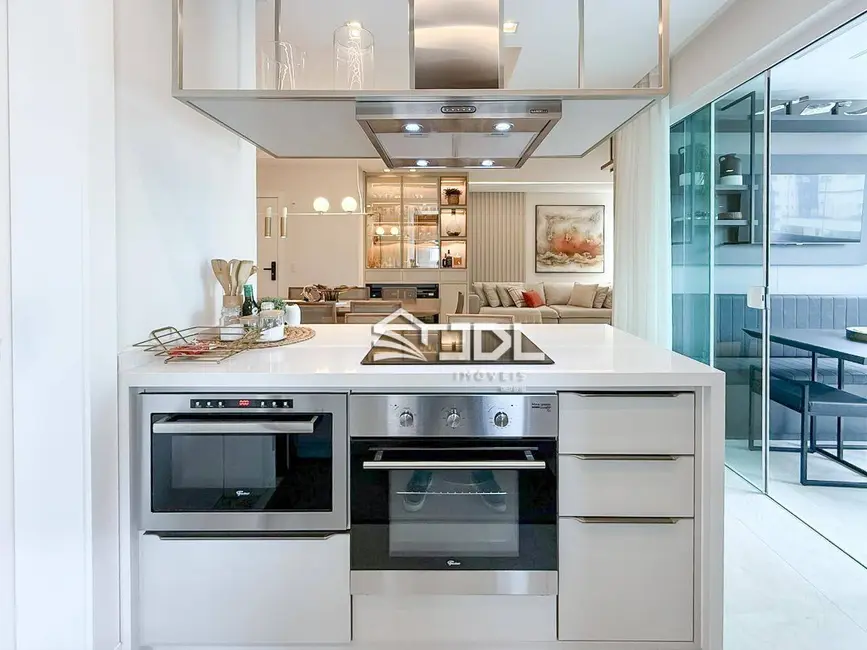 Foto 8 de Apartamento com 3 quartos à venda, 192m2 em Meia Praia, Itapema - SC