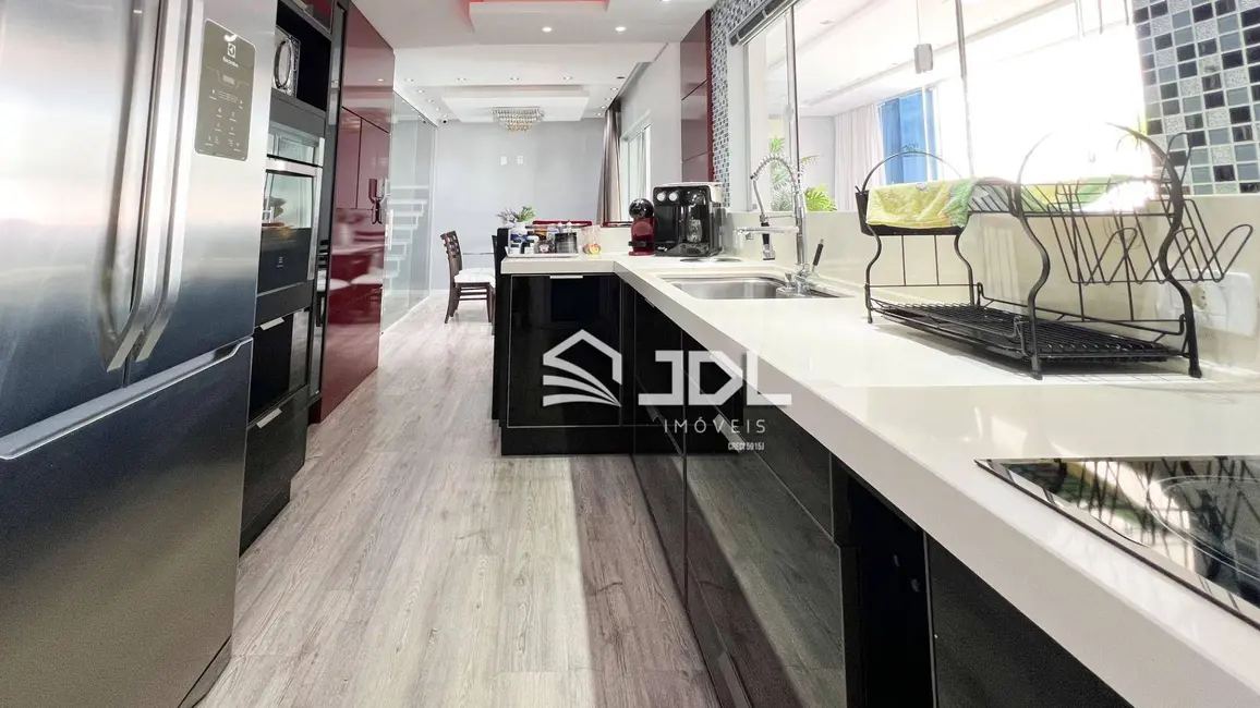 Casa com 3 quartos à venda, 324m2 em Fortaleza Alta, Blumenau - SC - imagem 6 Foto 6 de Casa com 3 quartos à venda, 324m2 em Fortaleza Alta, Blumenau - SC