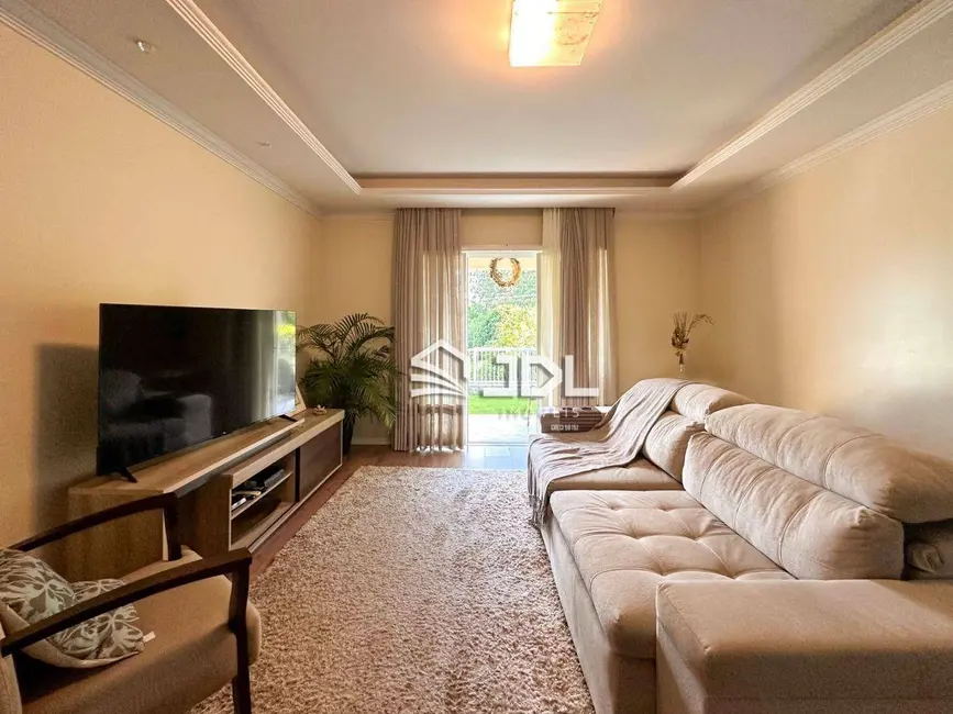 Casa com 3 quartos à venda, 430m2 em Salto do Norte, Blumenau - SC - imagem 5 Foto 5 de Casa com 3 quartos à venda, 430m2 em Salto do Norte, Blumenau - SC