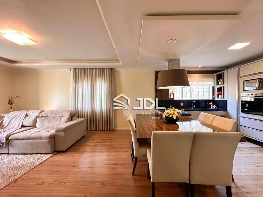 Casa com 3 quartos à venda, 430m2 em Salto do Norte, Blumenau - SC - imagem 6 Foto 6 de Casa com 3 quartos à venda, 430m2 em Salto do Norte, Blumenau - SC