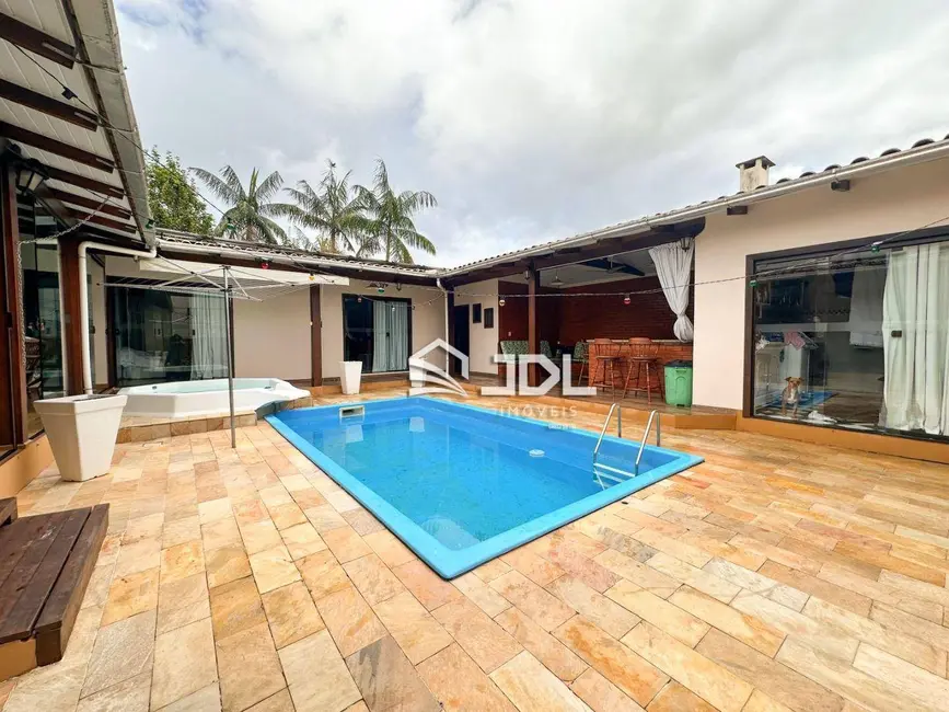 Casa com 5 quartos à venda, 495m2 em Fortaleza, Blumenau - SC - imagem 3 Foto 3 de Casa com 5 quartos à venda, 495m2 em Fortaleza, Blumenau - SC