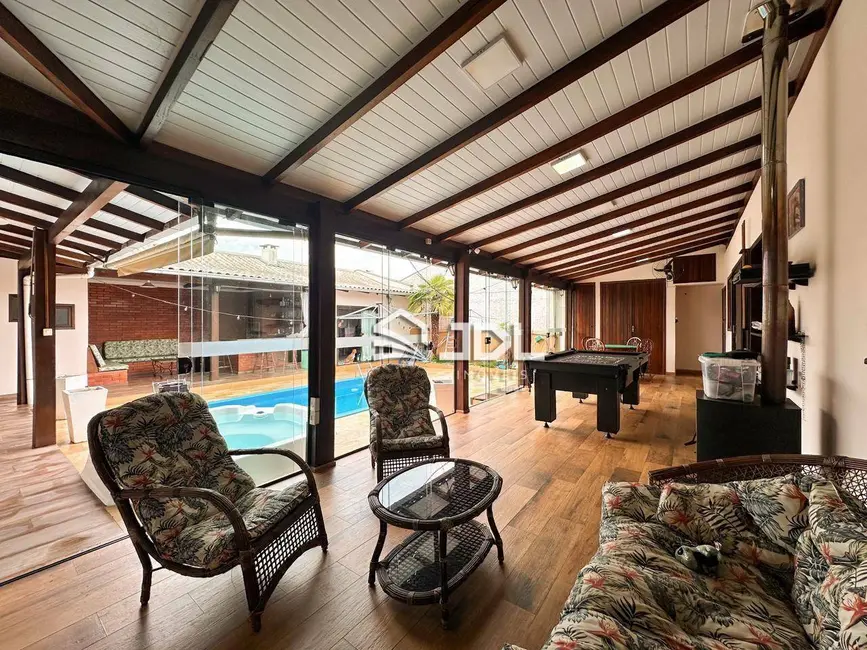 Casa com 5 quartos à venda, 495m2 em Fortaleza, Blumenau - SC - imagem 8 Foto 8 de Casa com 5 quartos à venda, 495m2 em Fortaleza, Blumenau - SC