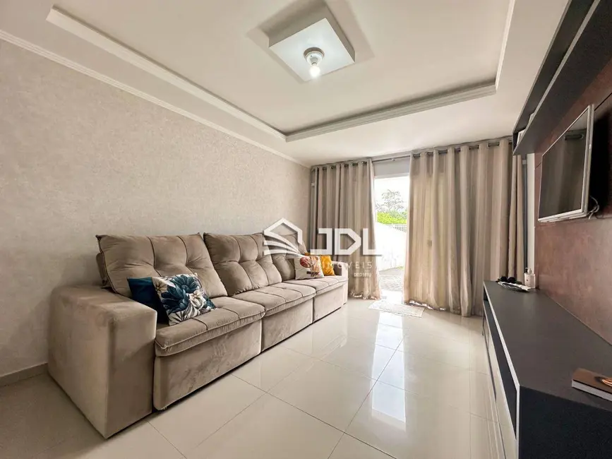 Casa com 2 quartos à venda, 101m2 em Itoupava Central, Blumenau - SC - imagem 4 Foto 4 de Casa com 2 quartos à venda, 101m2 em Itoupava Central, Blumenau - SC