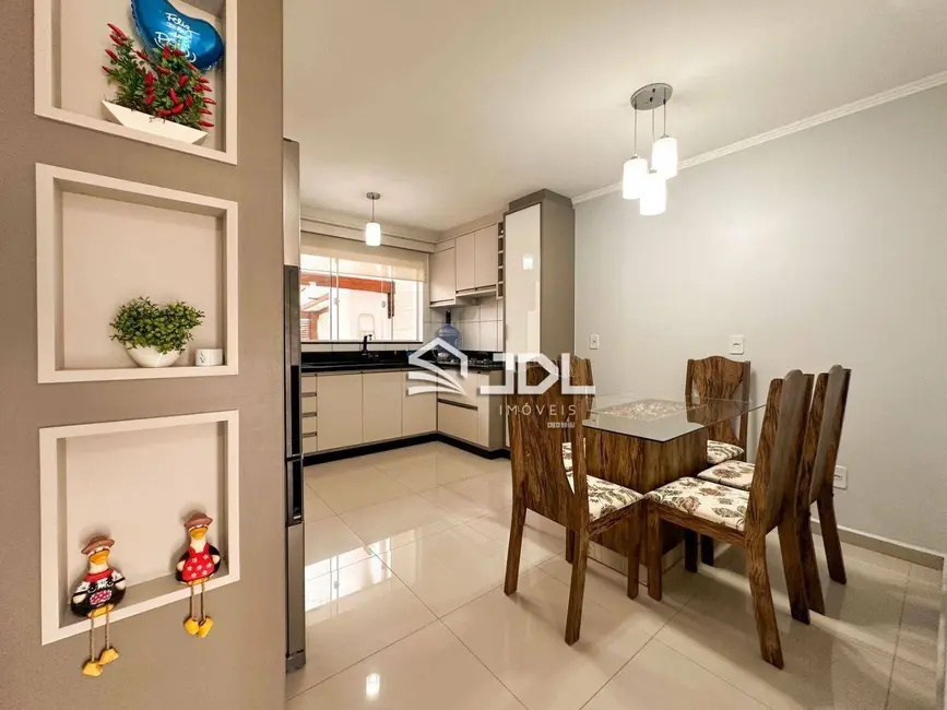 Casa com 2 quartos à venda, 101m2 em Itoupava Central, Blumenau - SC - imagem 9 Foto 9 de Casa com 2 quartos à venda, 101m2 em Itoupava Central, Blumenau - SC