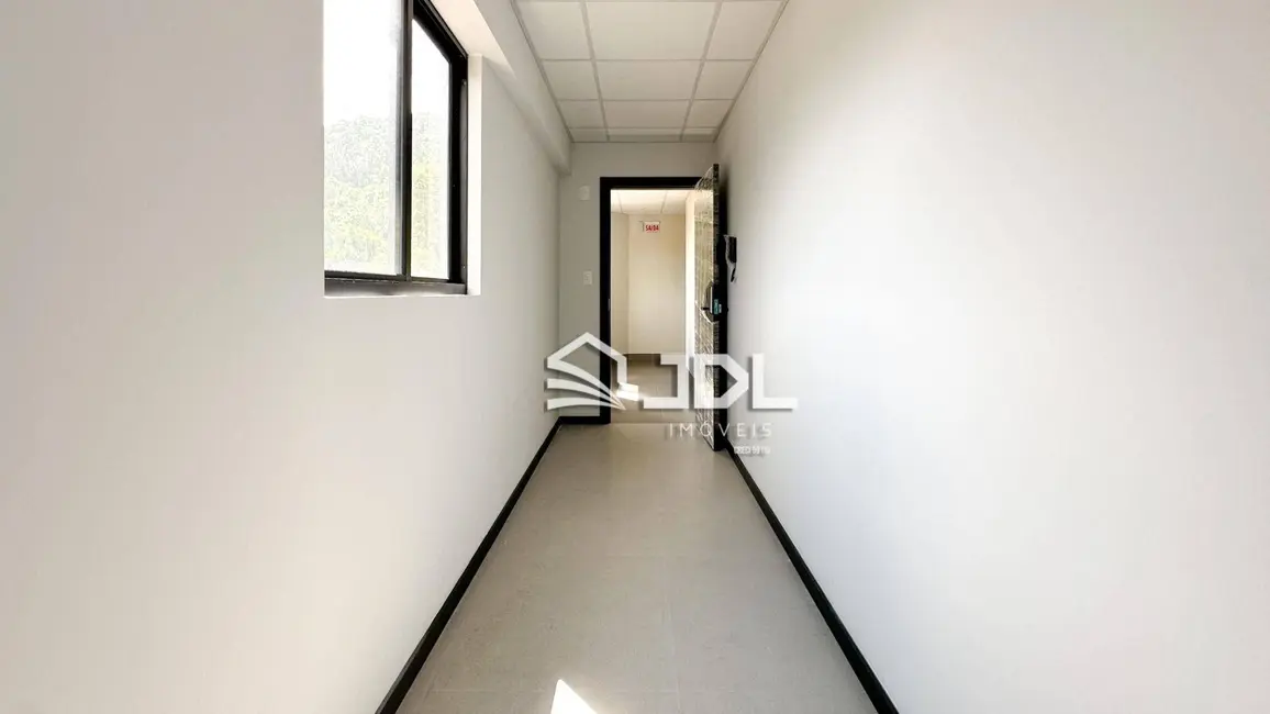Sala Comercial à venda, 49m2 em Ponta Aguda, Blumenau - SC - imagem 4 Foto 4 de Sala Comercial à venda, 49m2 em Ponta Aguda, Blumenau - SC