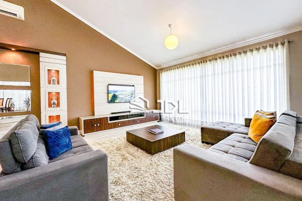 Casa de Condomínio com 4 quartos à venda, 650m2 em Itoupava Norte, Blumenau - SC - imagem 3 Foto 3 de Casa de Condomínio com 4 quartos à venda, 650m2 em Itoupava Norte, Blumenau - SC