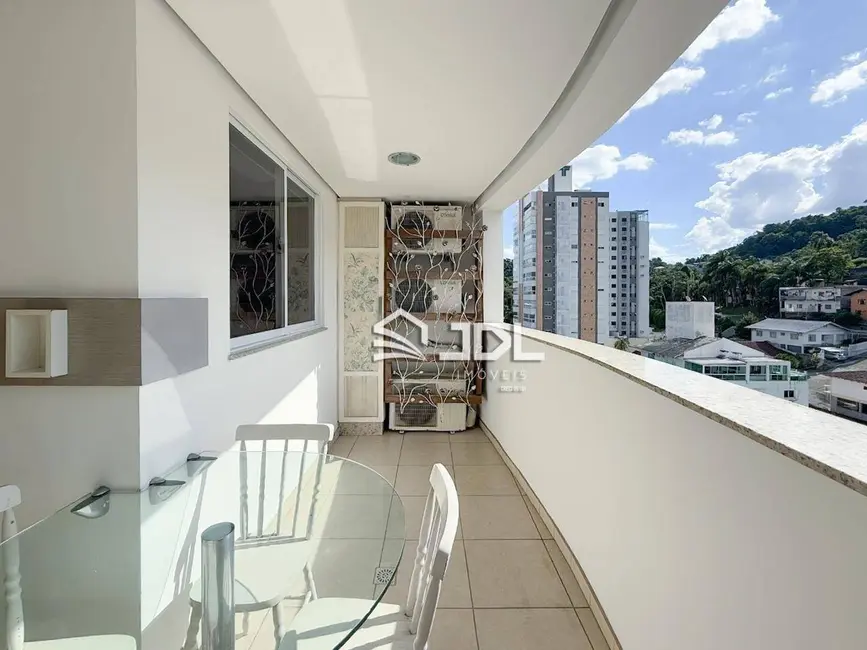 Apartamento com 2 quartos à venda, 115m2 em Vila Nova, Blumenau - SC - imagem 9 Foto 9 de Apartamento com 2 quartos à venda, 115m2 em Vila Nova, Blumenau - SC
