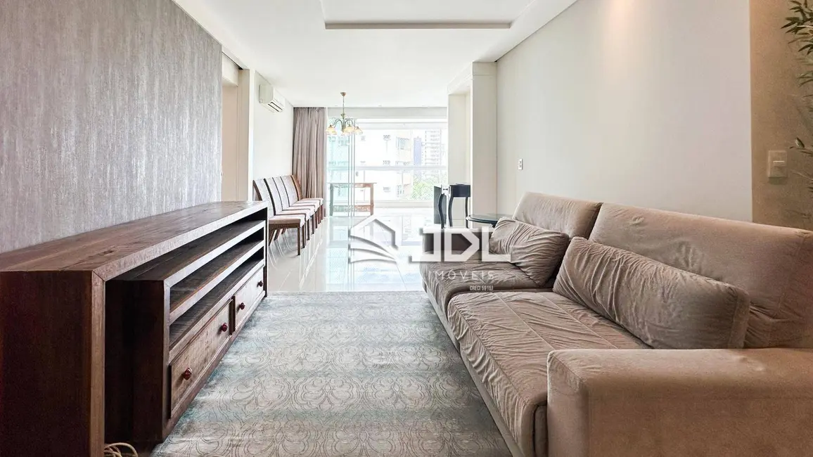 Foto 2 de Apartamento com 3 quartos à venda, 215m2 em Victor Konder, Blumenau - SC