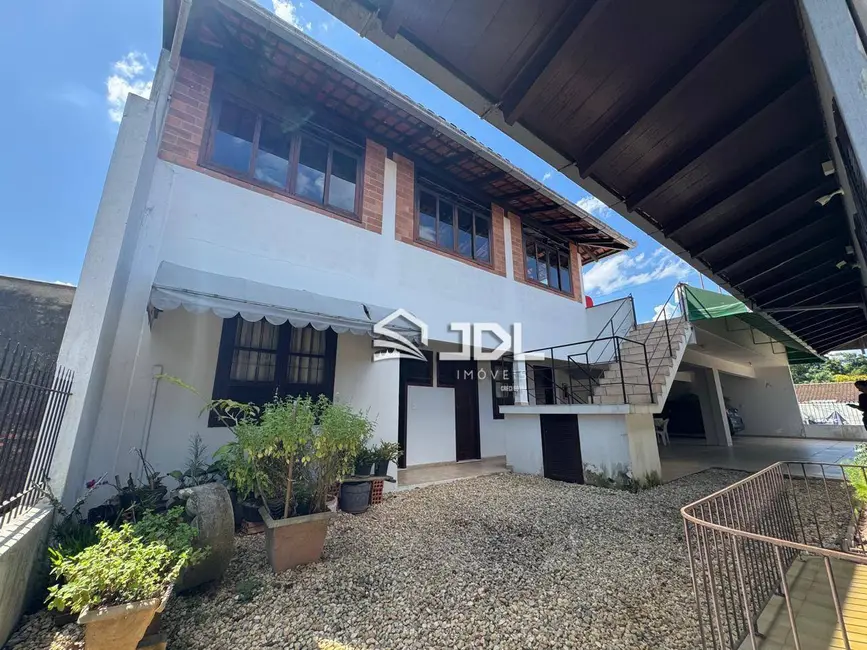 Casa com 4 quartos à venda, 460m2 em Itoupava Norte, Blumenau - SC - imagem 5 Foto 5 de Casa com 4 quartos à venda, 460m2 em Itoupava Norte, Blumenau - SC