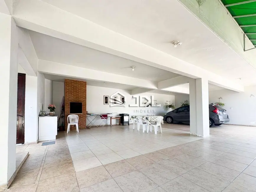 Casa com 4 quartos à venda, 460m2 em Itoupava Norte, Blumenau - SC - imagem 3 Foto 3 de Casa com 4 quartos à venda, 460m2 em Itoupava Norte, Blumenau - SC