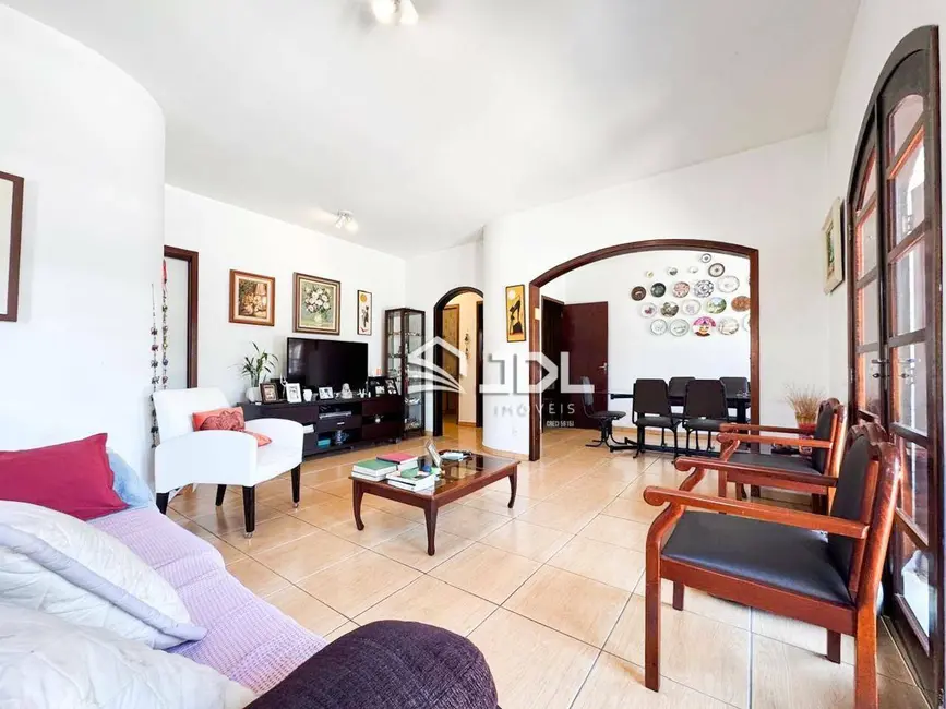 Casa com 4 quartos à venda, 460m2 em Itoupava Norte, Blumenau - SC - imagem 8 Foto 8 de Casa com 4 quartos à venda, 460m2 em Itoupava Norte, Blumenau - SC