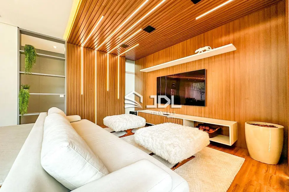 Casa de Condomínio com 3 quartos à venda, 250m2 em Itoupava Seca, Blumenau - SC - imagem 7 Foto 7 de Casa de Condomínio com 3 quartos à venda, 250m2 em Itoupava Seca, Blumenau - SC